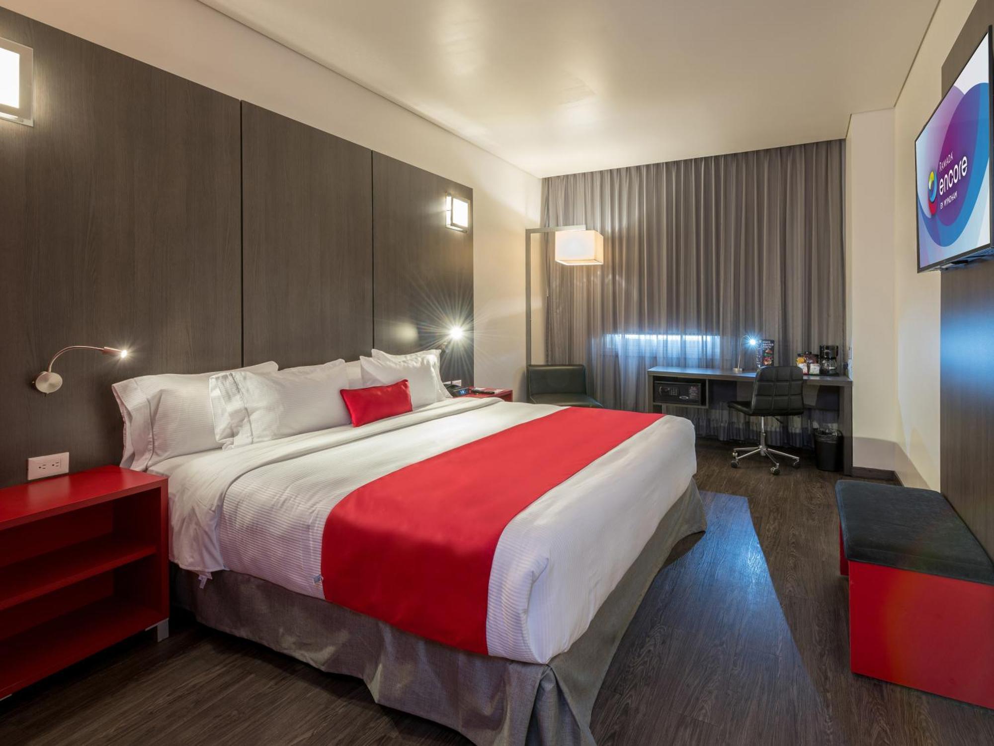 Ramada Encore By Wyndham פואבלה מראה חיצוני תמונה