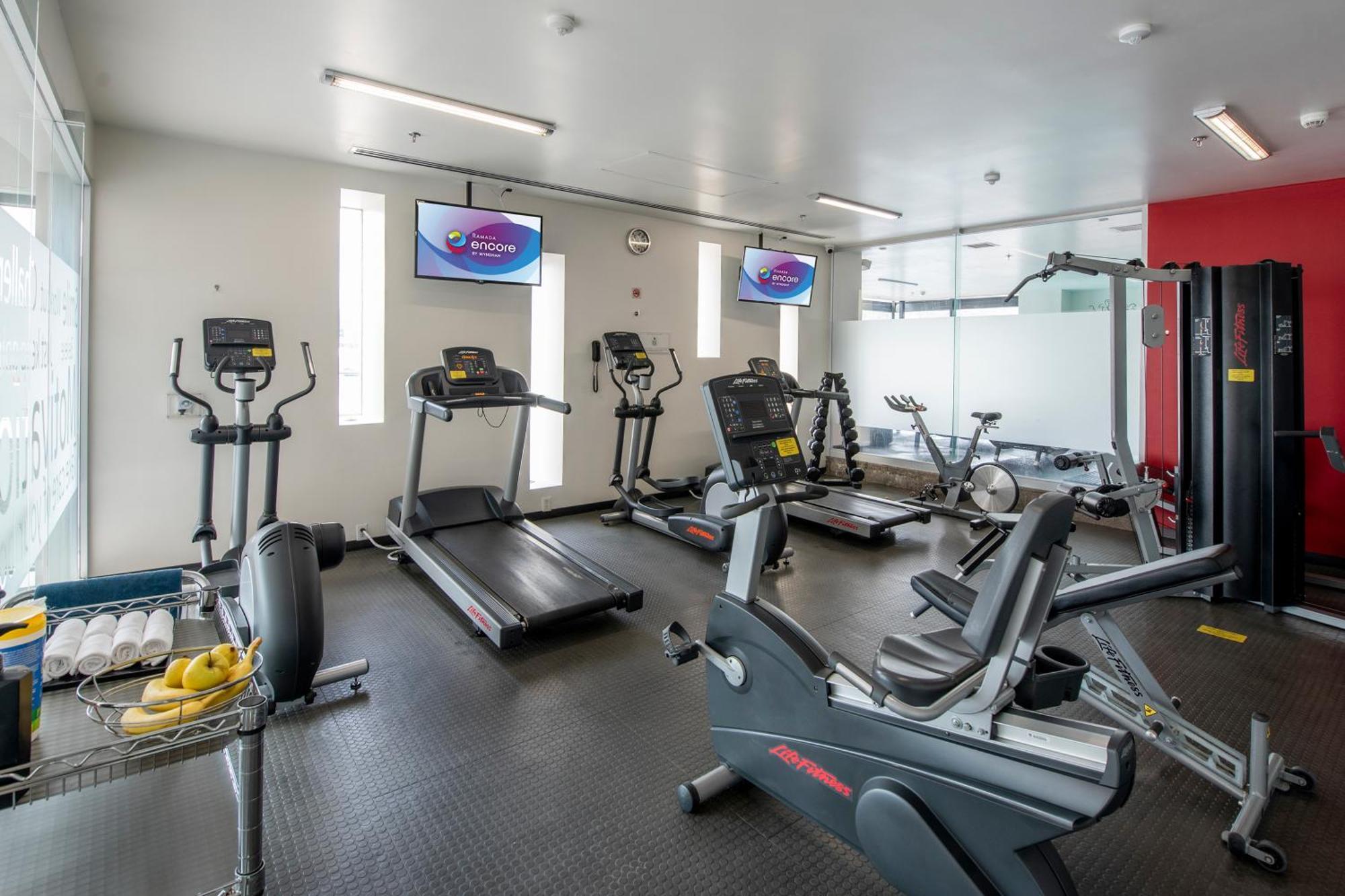 Ramada Encore By Wyndham פואבלה מראה חיצוני תמונה