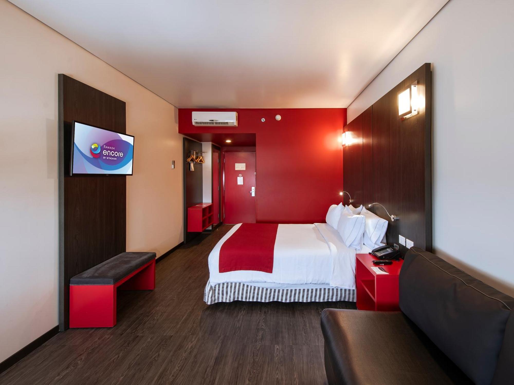Ramada Encore By Wyndham פואבלה מראה חיצוני תמונה